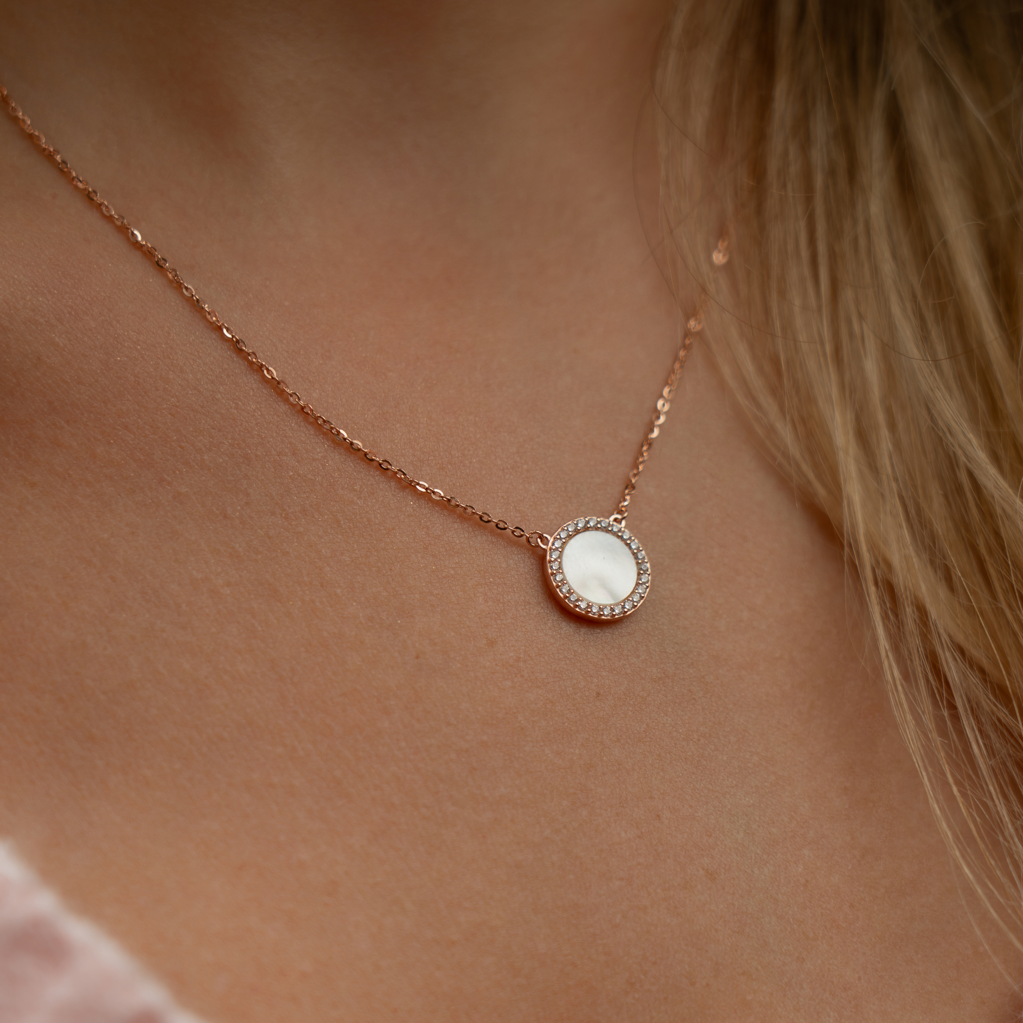 MOTHER OF PEARL NECKLACE